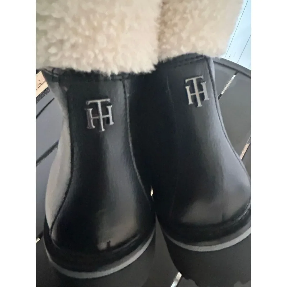 NWOB Tommy Hilfiger Ron 2 Faux Fur Lace Up Boots Black 10 M